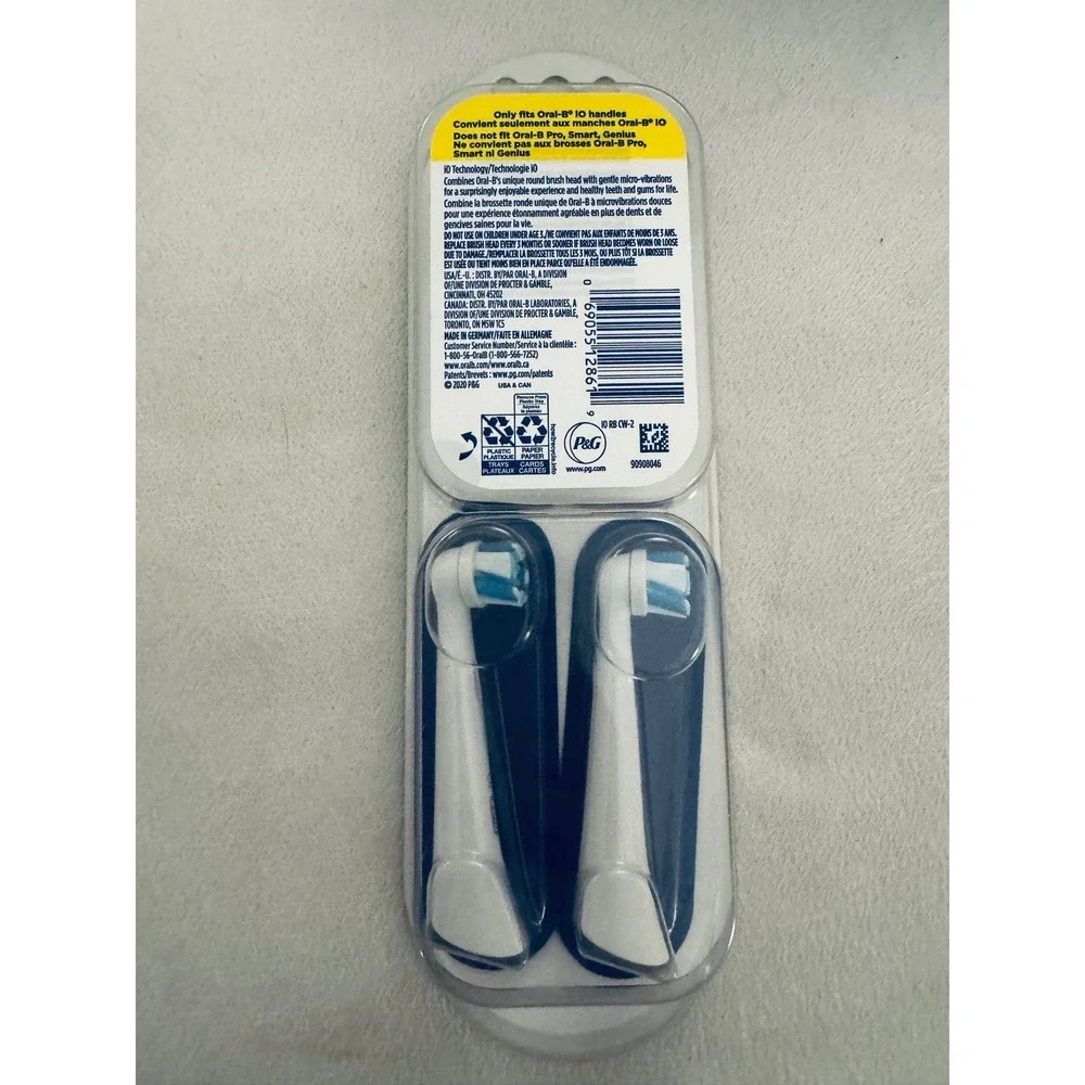 Oral-B iO Ultimate Clean Replacement Brush Heads White 2 Count 069055128619